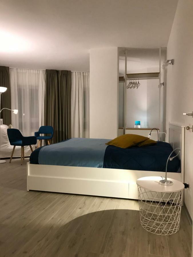 A Matera "Sotto I Pini" Villa Bagian luar foto